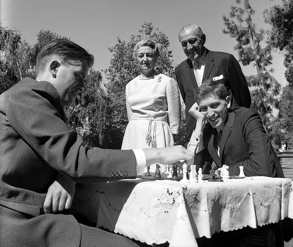 Bobby Fischer playing chess